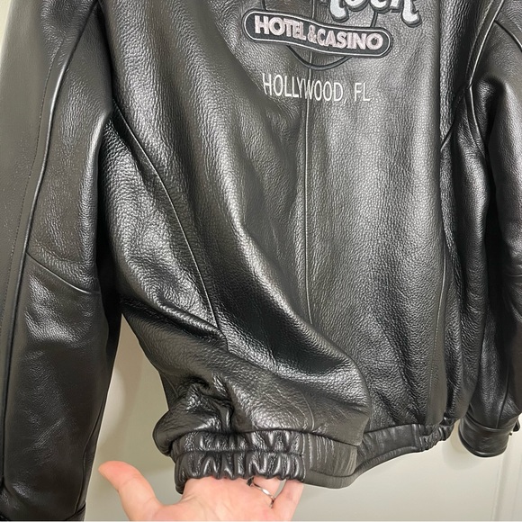 Hard Rock Cafe Black Leather Jacket - Picture 6 of 9